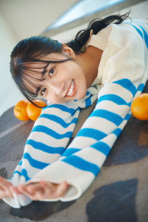 老寡妇奶涨了黄色大奶子